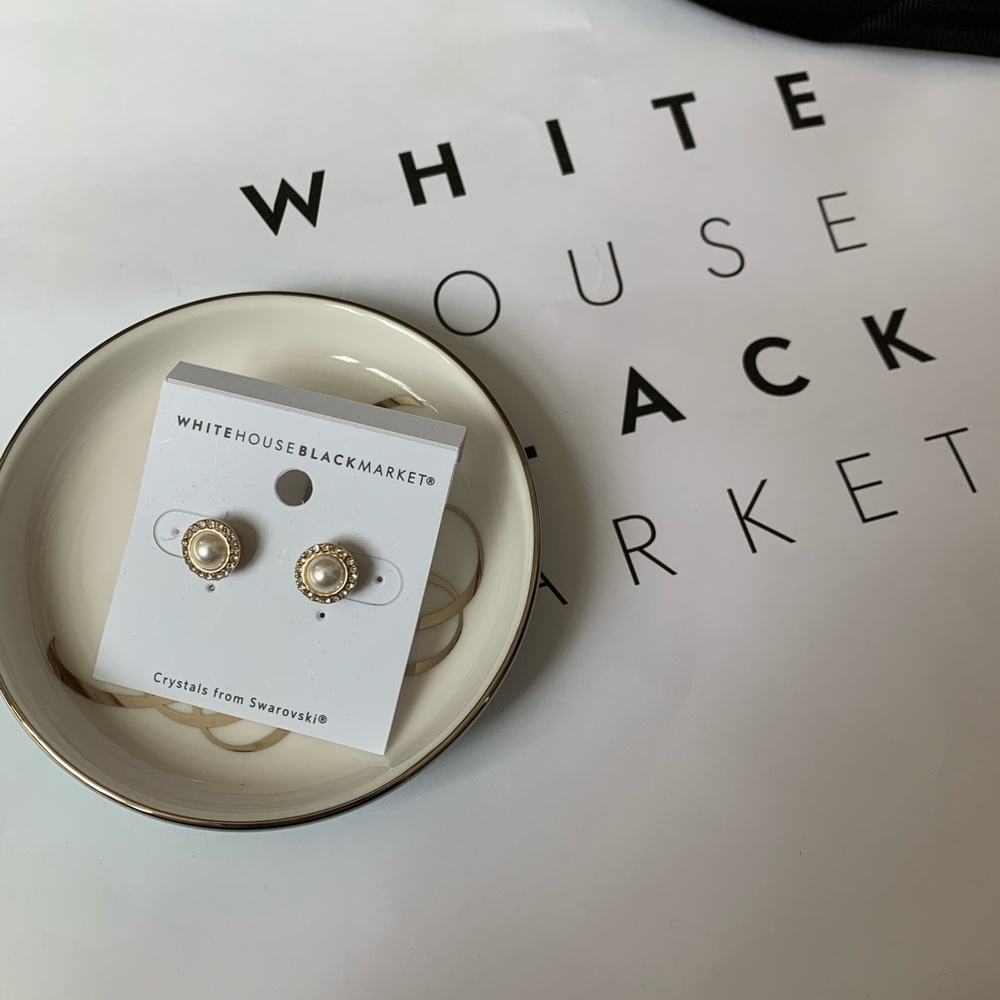 White House Black Market Pearl Earrings - Picture 2 of 3